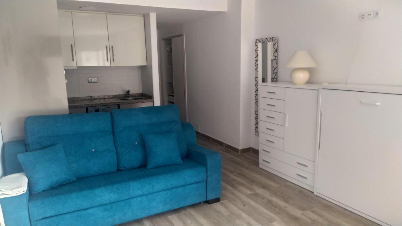 Apartamento Estudio En Chinasol Primera Linea Playa San Cristobal 阿尔姆尼卡 外观 照片